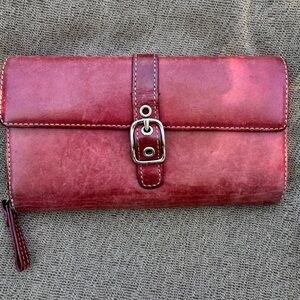 COACH Vintage Hamptons RED LEATHER Large Organizer Wallet BUCKLE